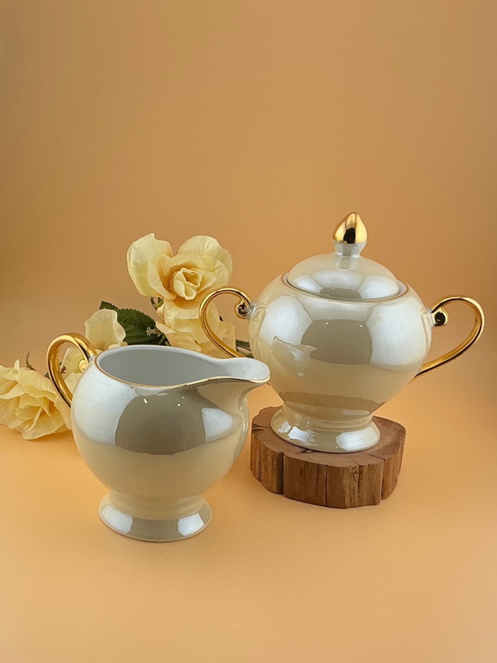 I. GODINGER & CO. Creamer & Sugar Set of 2 Pearl Lusterware with 22K Gold Trim